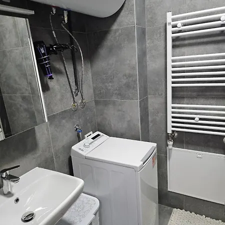 Апартаменти Luxury Vlae *